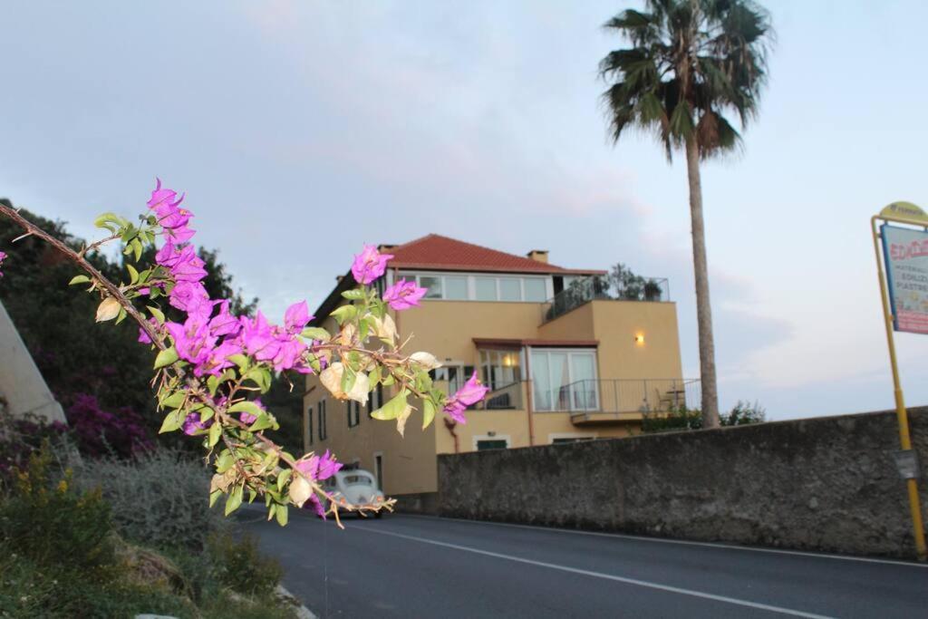 Appartamento Romantico Con Piscina Cervo Exteriör bild