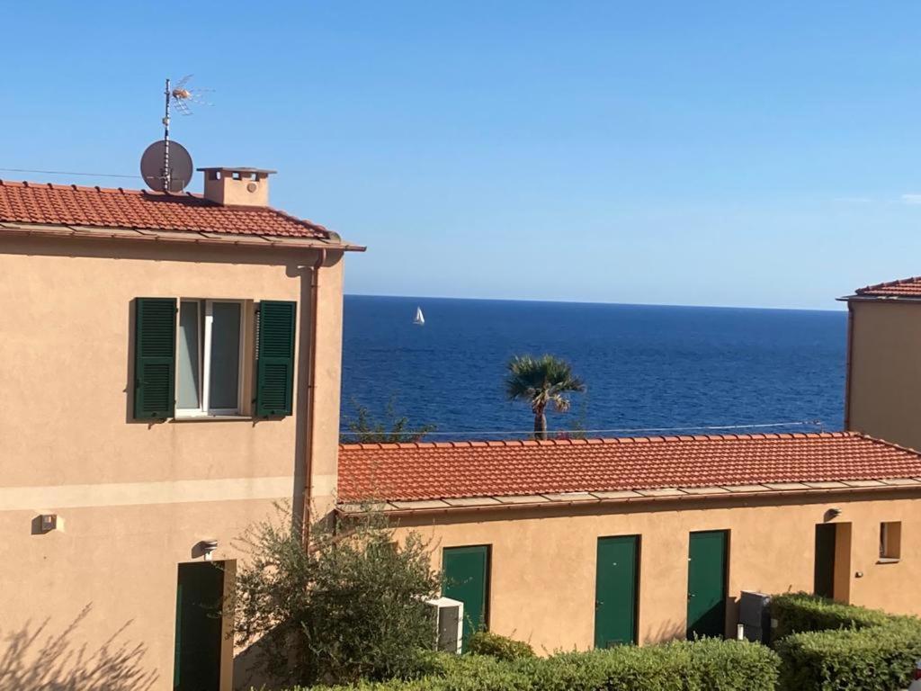 Appartamento Romantico Con Piscina Cervo Exteriör bild