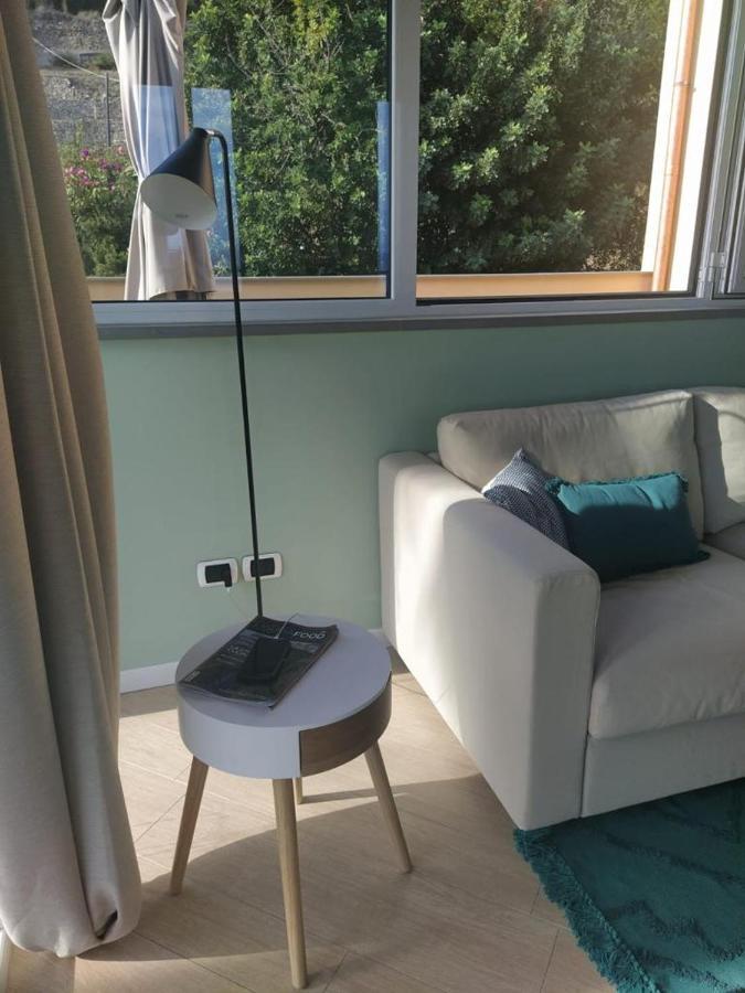 Appartamento Romantico Con Piscina Cervo Exteriör bild