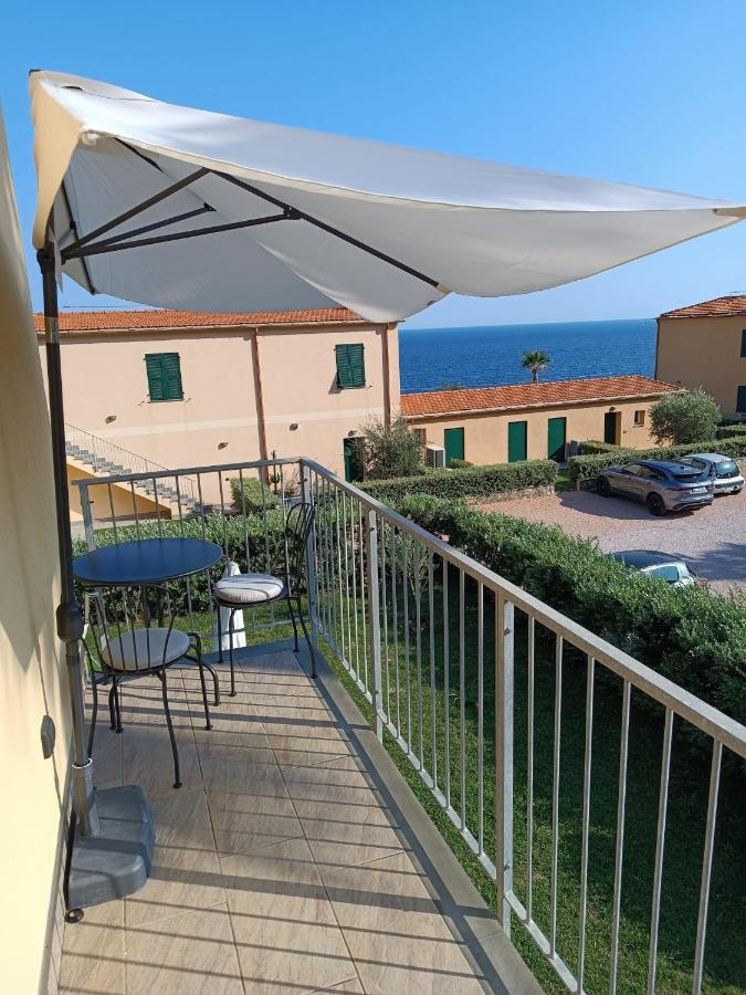 Appartamento Romantico Con Piscina Cervo Exteriör bild