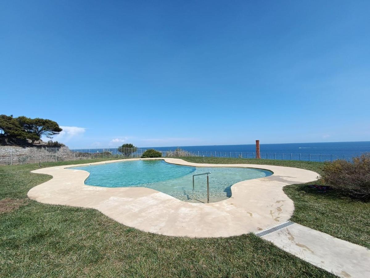 Appartamento Romantico Con Piscina Cervo Exteriör bild